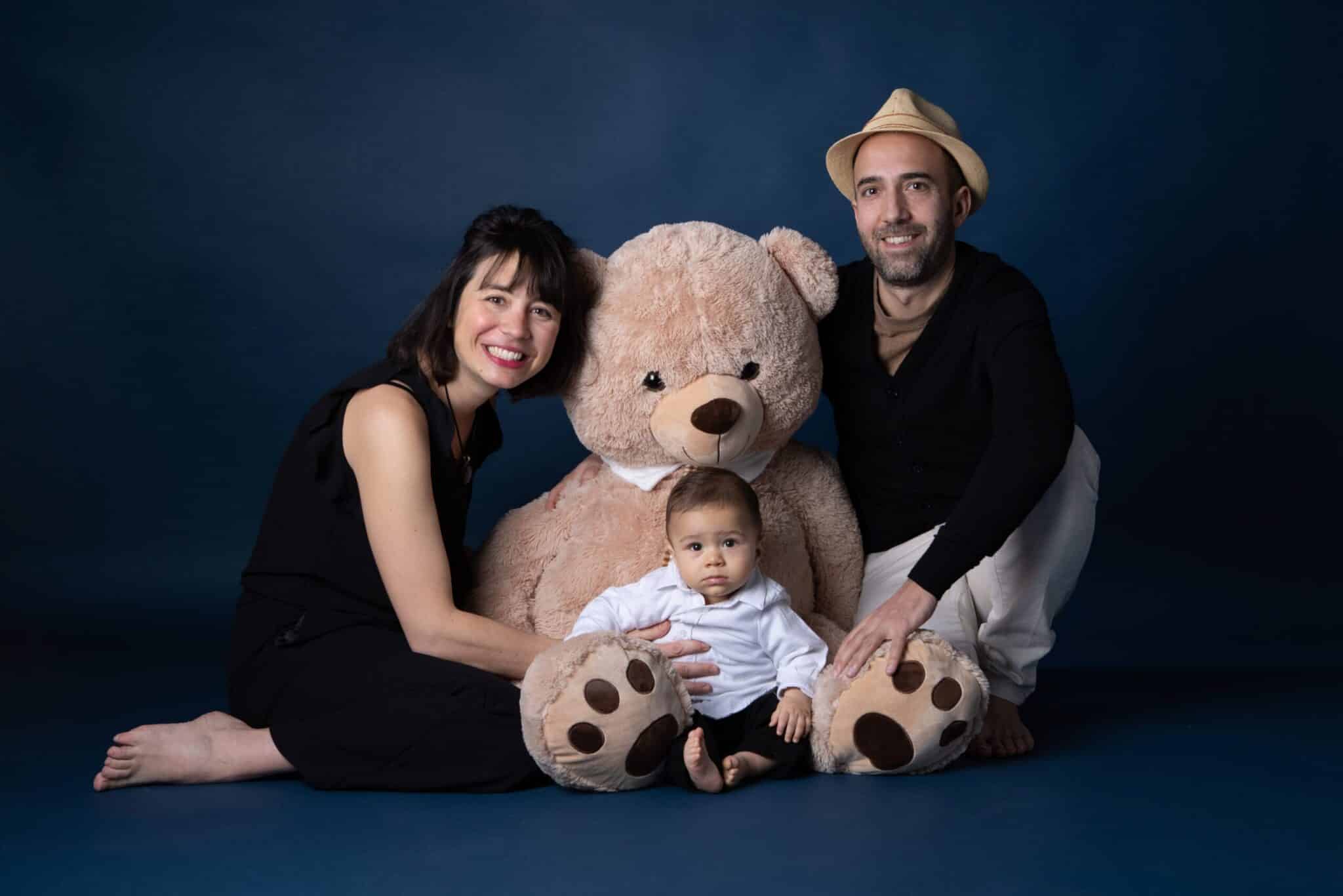 Séance photo famille avec nouveau-né Nice