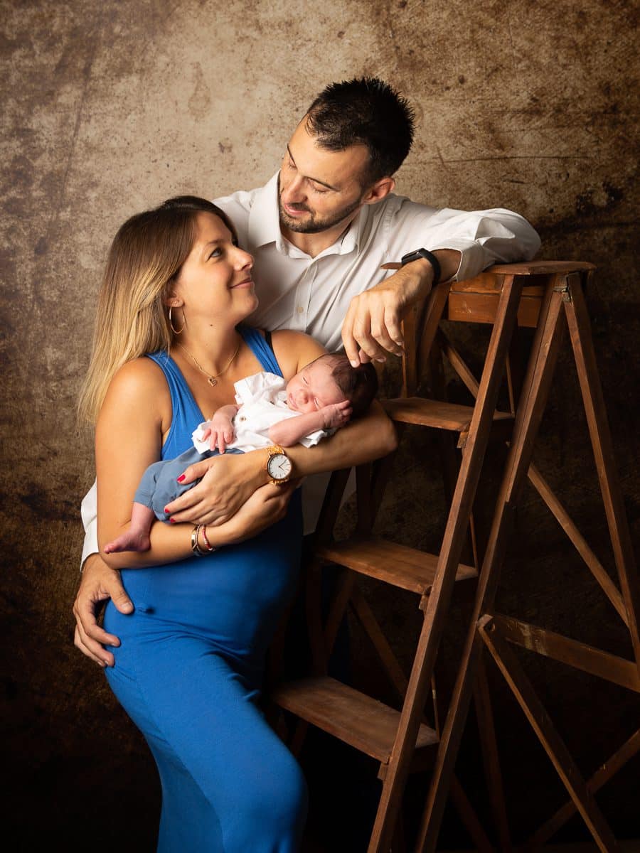 Séance photo famille avec nouveau-né Nice